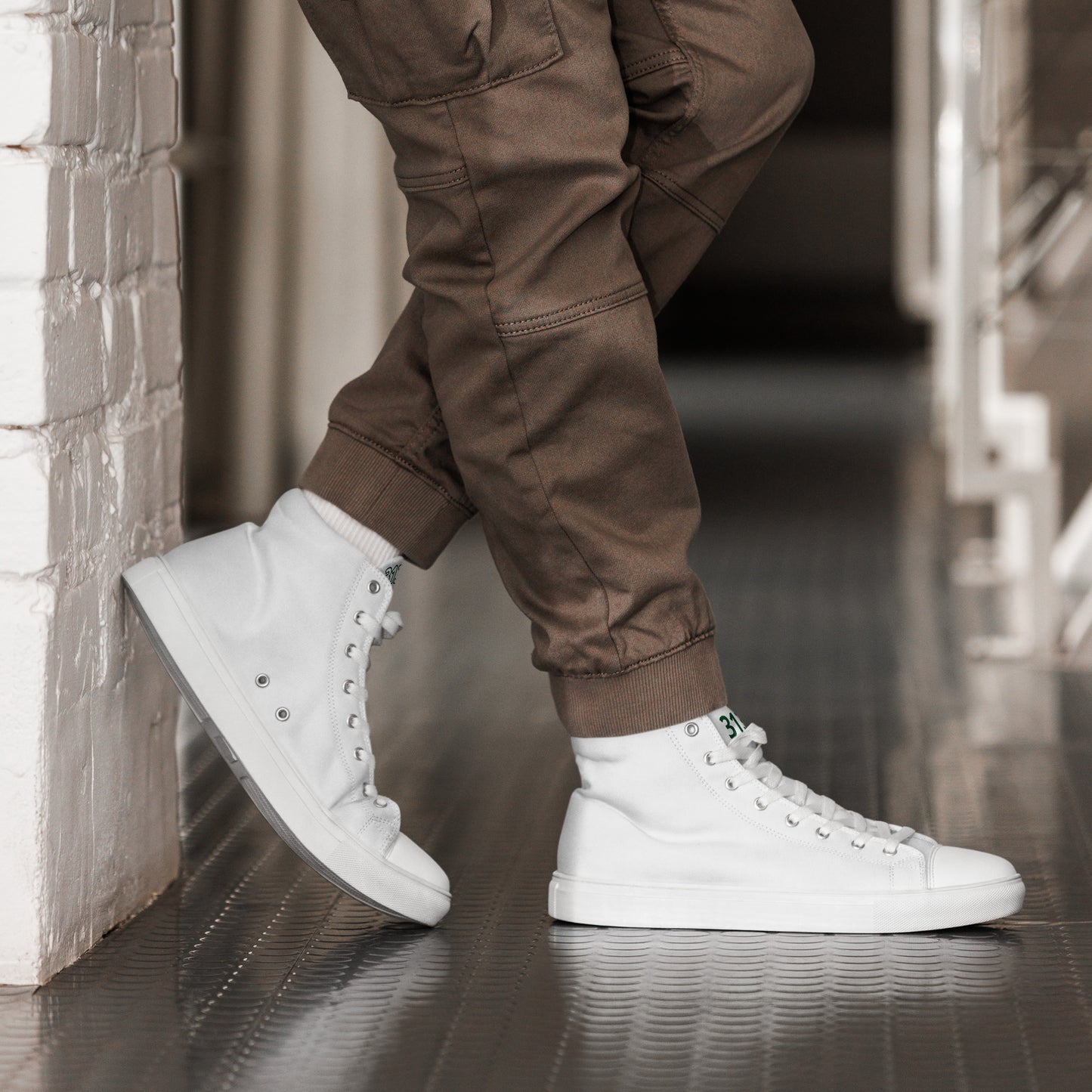 Men’s White & Green High Tops